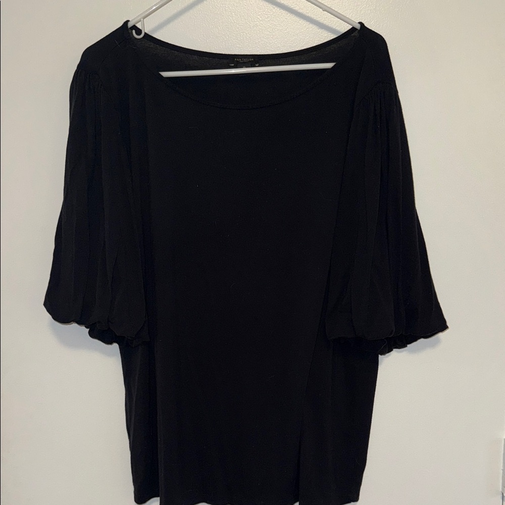 Ann Taylor Black Women's Puff Sleeve Top XL